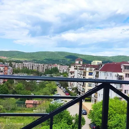 아파트 афродита комплекс с шикарным видом на горы 써니비치